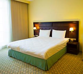 Гостиница Биляр (Казань) - Улучшенный номер с панорамным видом с одной двуспальной кроватью